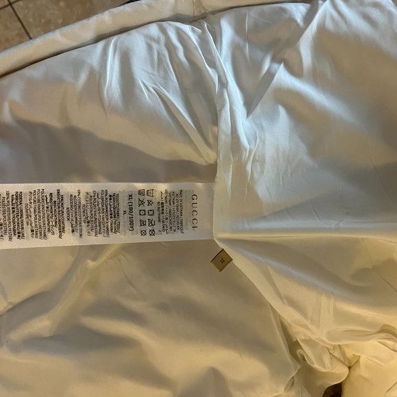 Authentic North Face x Gucci White Puffer Jacket/Vest - December Edition - Picture 4 of 6
